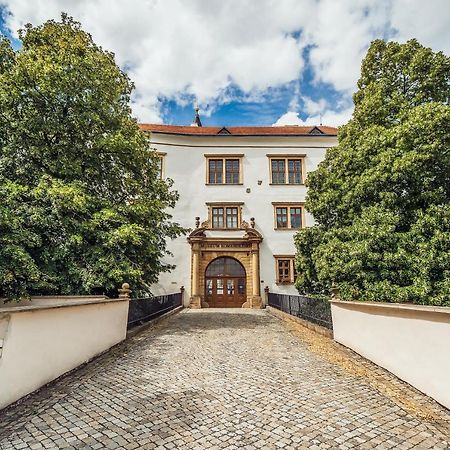 Skodova Apartments Přerov Exteriör bild